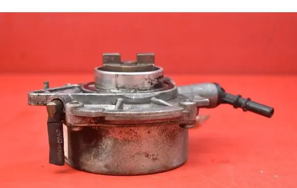 Peugeot 207 CC Vacuum pump 