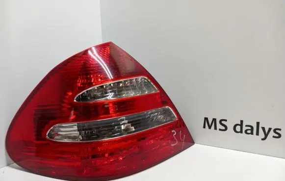 Mercedes-Benz E W211 Rear/tail lights A2118200364 2118200364