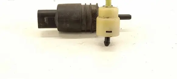 Smart ForFour I Windshield washer spray nozzle 2048660221 3091387