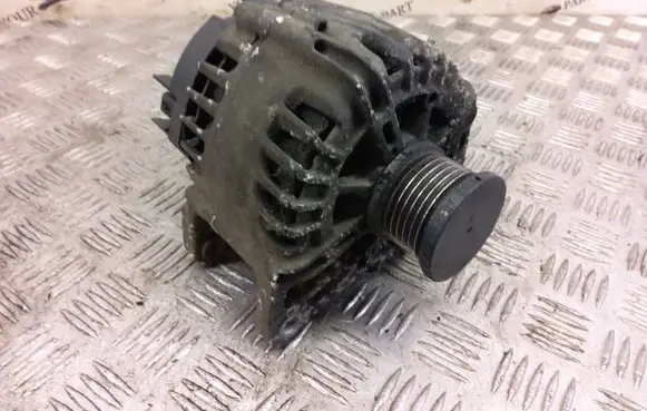 Renault Trafic III (X82) Generator/alternator 231008633R