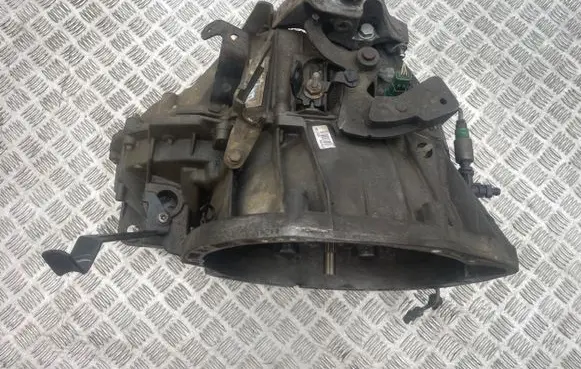 Renault Scenic II - Grand scenic II Manual 5 speed gearbox PK4022 C002157 8200380785