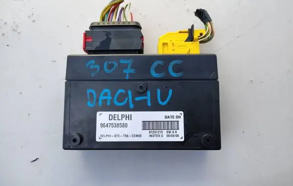 Peugeot 307 CC Convertible roof control unit 9647538580