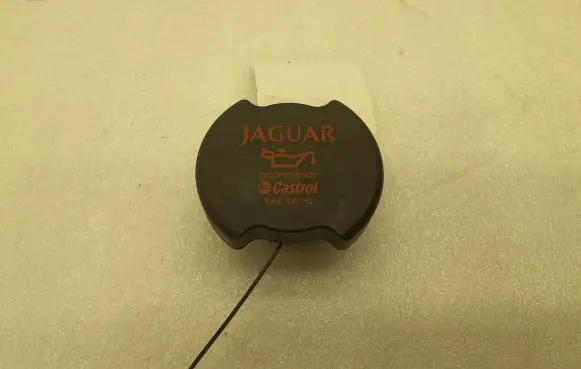 Jaguar XJ X351 Oil filler cap M536M 6766