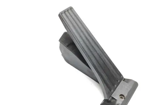 BMW 2 F46 Accelerator throttle pedal 6859999 21490710