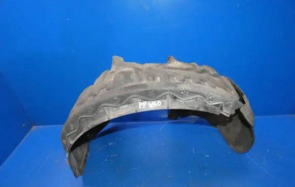Volvo V40 Front arch 