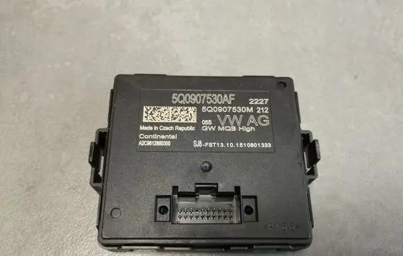 Volkswagen Golf VII Gateway control module 5Q0907530AF 5Q0907530M