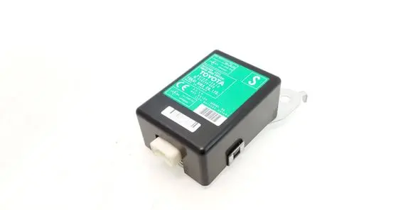 Toyota RAV 4 (XA30) Door control unit/module 8974042020 618239000