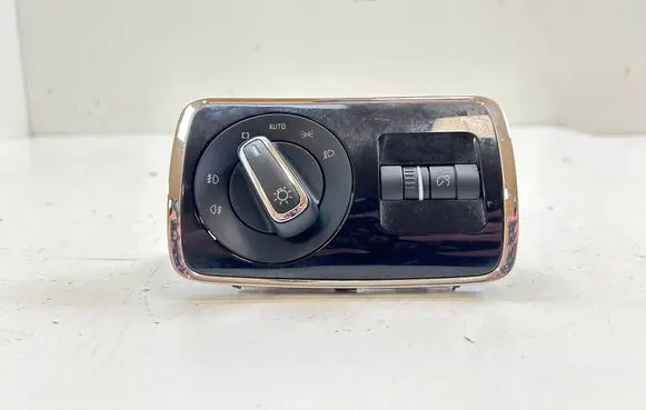 Skoda Superb B6 (3T) Light switch 3T0941431B
