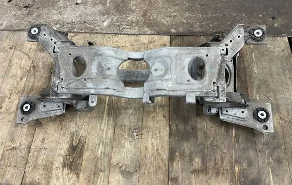Peugeot 508 II Rear subframe 9828229380