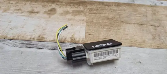 Renault Scenic III - Grand scenic III Airbag deployment crash/impact sensor 988809284R 11145CS415921