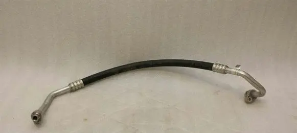 Audi A4 S4 B9 Air conditioning (A/C) pipe/hose 8W0816743L