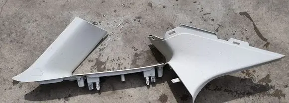 Ford Focus Tailgate/trunk side cover trim BM51A280C47A BM51A31113A