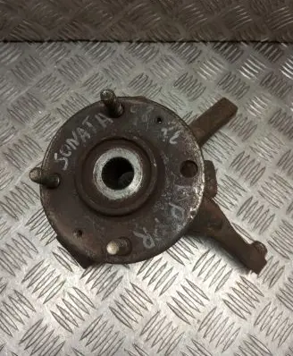 Hyundai Sonata Front wheel hub