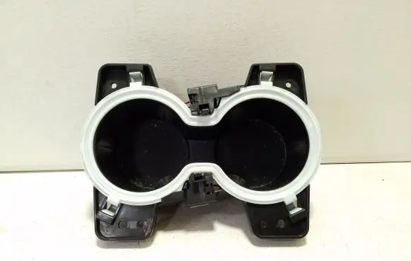 Jeep Cherokee Cup holder front 275041