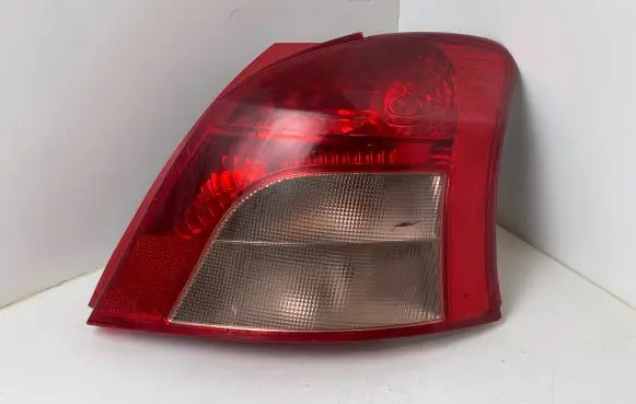 Toyota Yaris Rear/tail lights