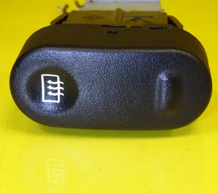 Renault Kangoo I Windscreen/window heater switch 093829B