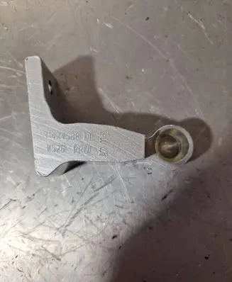 Volvo XC90 Rear door upper hinge 31424588 V828