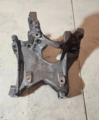 Audi A5 Sportback 8TA Engine mounting bracket 8W0399295E