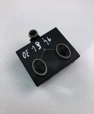 Volkswagen PASSAT B8 Door control unit/module 5Q0959593B