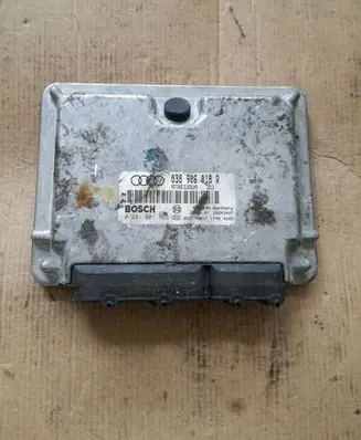 Audi A4 S4 B5 8D Engine control unit/module 038906018R 0281001726