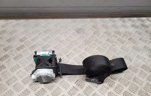 Audi A8 S8 D4 4H Rear seatbelt 4H0857805E