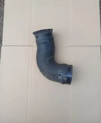 Seat Exeo (3R) Intercooler hose/pipe 8E0145837G
