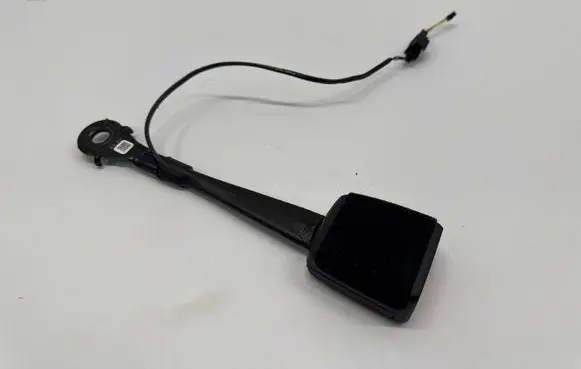 Cupra Leon Front seatbelt buckle 8Y0857755
