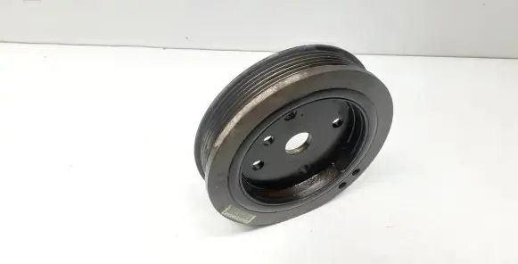 Volvo XC70 Crankshaft pulley 31104839