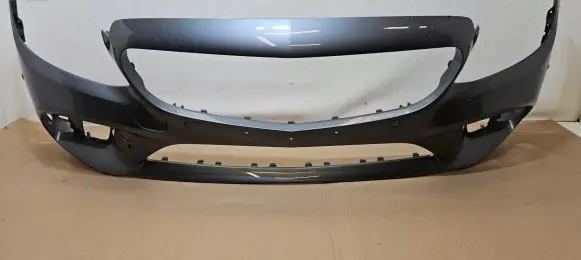 Mercedes-Benz C W205 Front bumper