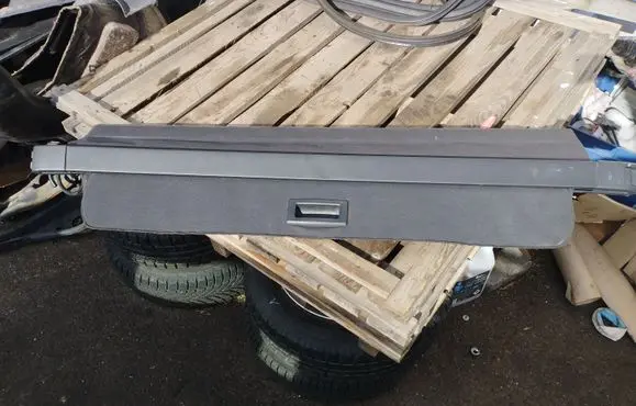 Renault Megane II Parcel shelf load cover 