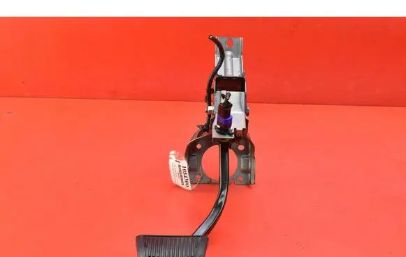 Hyundai Kona I Accelerator throttle pedal 32800J9200
