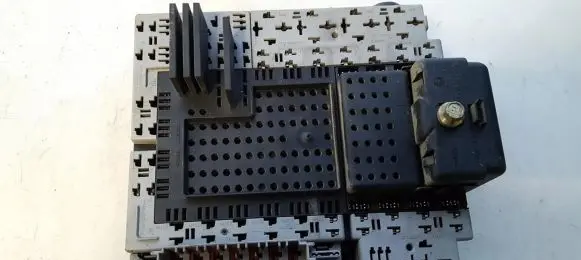 Volvo S80 Fuse box set 9441587 9162316