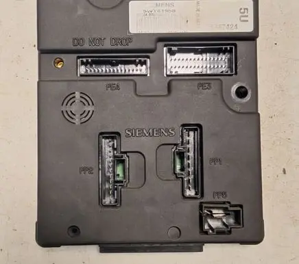 Chevrolet Epica Fuse module 5WY8155B 96647424 0706030016