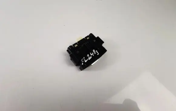 Toyota Corolla E210 E21 Other switches/knobs/shifts 75L678