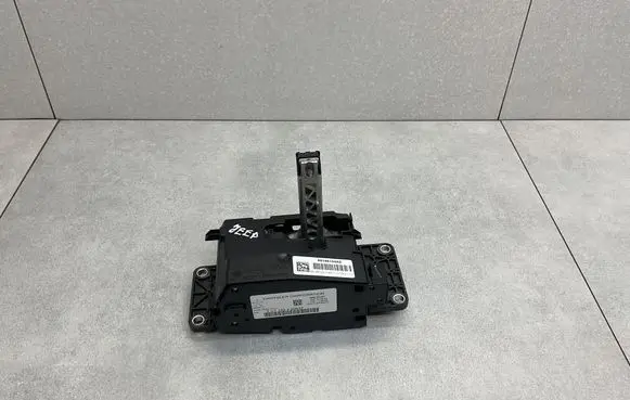 Jeep Grand Cherokee Gear selector 68166104AE