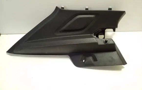 Volvo XC40 (C) pillar trim 32244154