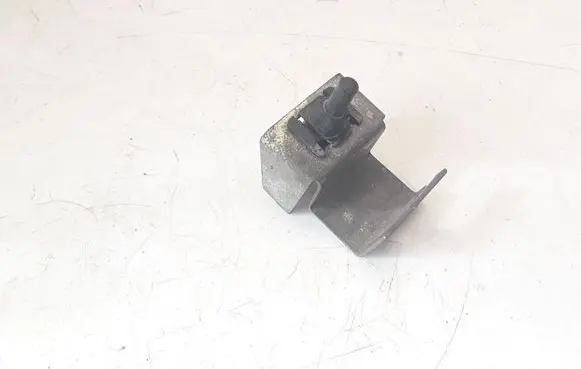 Mercedes-Benz E W124 Bonnet alarm switch sensor 