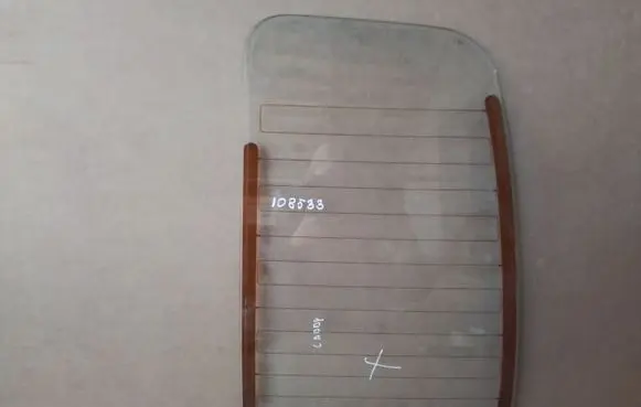 Volkswagen Caddy Loading door trunk window/glass 43R000015