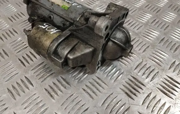 Mitsubishi Space Star Starter motor 30620657