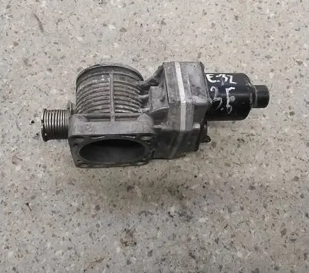 BMW 7 E32 Throttle valve 1705456