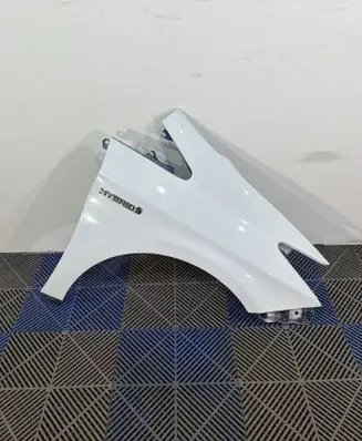 Toyota Prius (XW30) Fender 