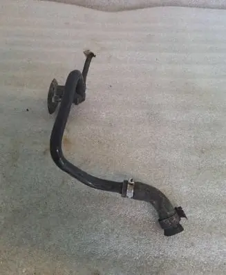 Audi A4 S4 B5 8D Vacuum line/pipe/hose 8D0611743D
