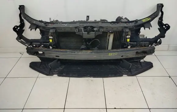 Hyundai i30 Radiator support slam panel 