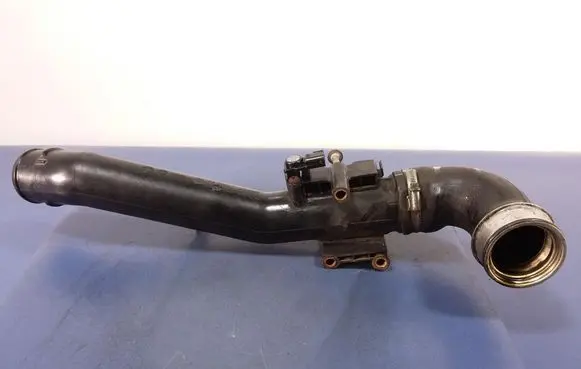 Mercedes-Benz A W169 Air intake hose/pipe A1695200501