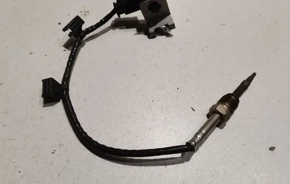 BMW X5 G05 Exhaust gas temperature sensor 847648101