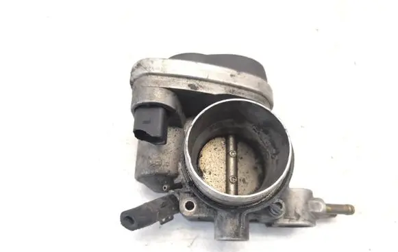 Audi A4 S4 B5 8D Throttle valve 408238223003 06B133062F