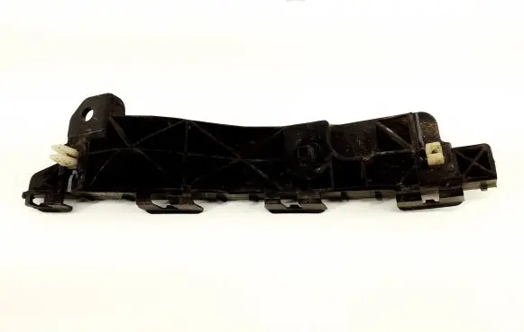 Front bumper mounting bracket