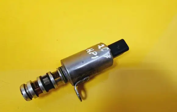 Peugeot 207 Camshaft position sensor V756665280-03