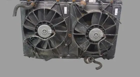 Honda CR-V Coolant radiator
