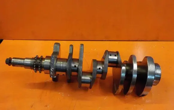 Land Rover Range Rover L322 Crankshaft 022145137